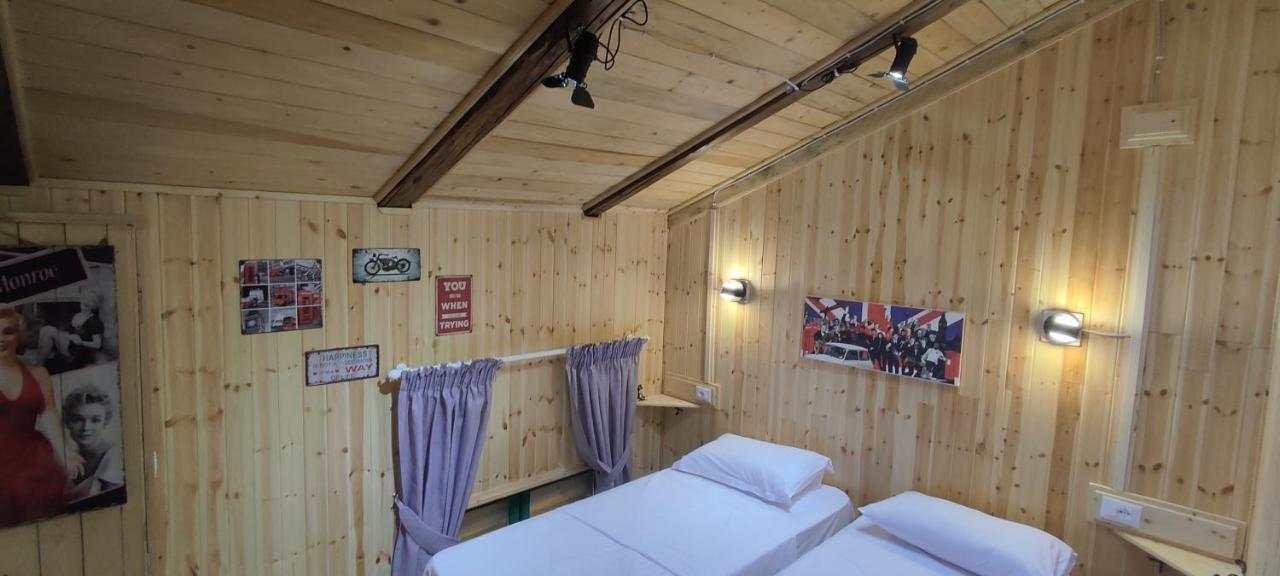 Hotel London ติรานา ภายนอก รูปภาพ